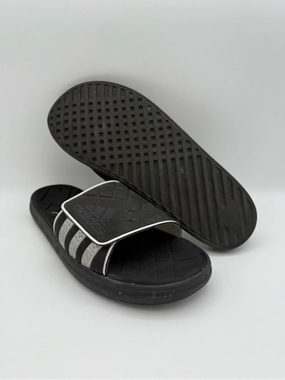 Men's Adidas Black Metallic Silver Zeitfrei Slide UF (UltraFoam+) Slip-On Size 9